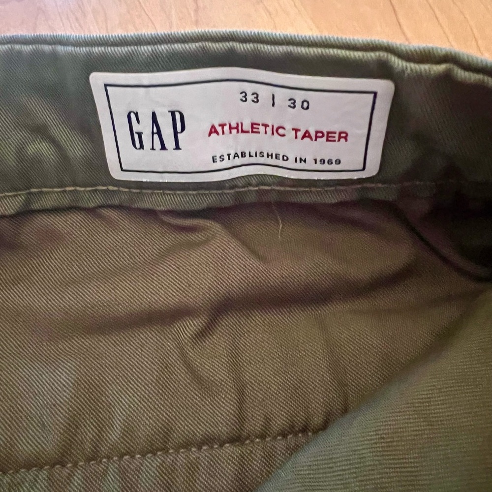 GAP Men's Dark Olive Green Athletic Taper Stretch Chinos 33x30 - Picture 3 of 4